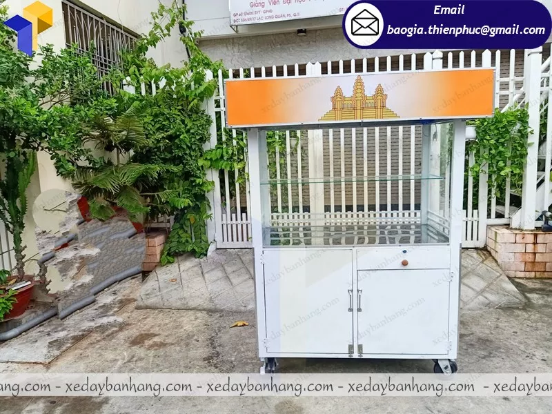 quầy bán bánh mì giá rẻ