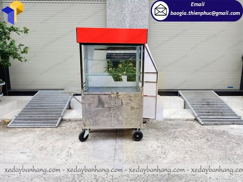quầy inox bán bánh mì