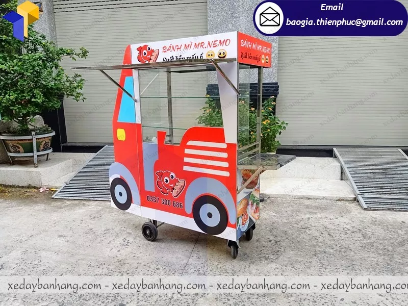 Đóng tủ inox bán bánh mì