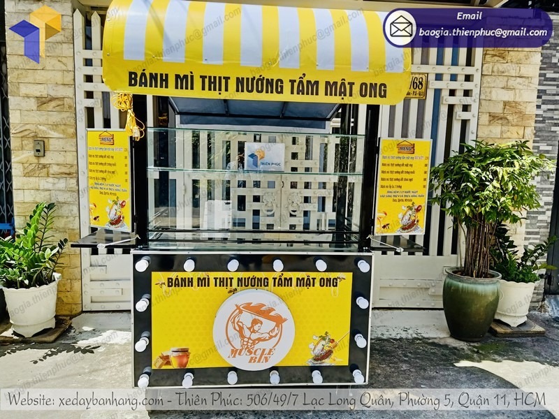 xe đẩy bán bánh mì thịt nướng xe đẩy bán bánh mì thịt nướng